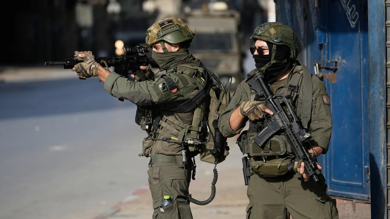 Израел започна "антитерористична операция" в Западния бряг