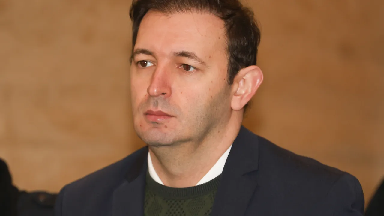 СГС пусна Никола Барбутов под ,,домашен арест“