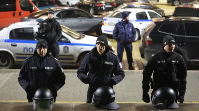 СДВР: Трима полицаи са пострадали на протеста в центъра на София