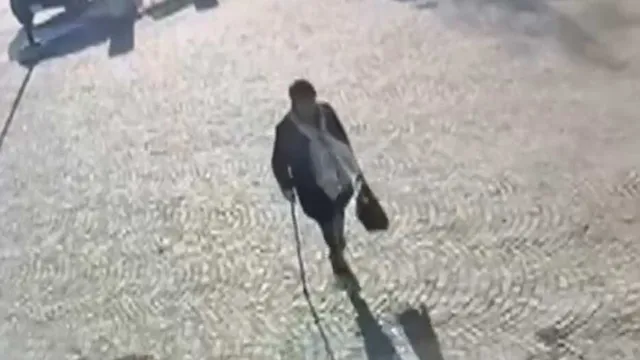 Зловеща измама: Мъж кри трупа на майка си и се престурва на нея, за да прибира пенсията ѝ