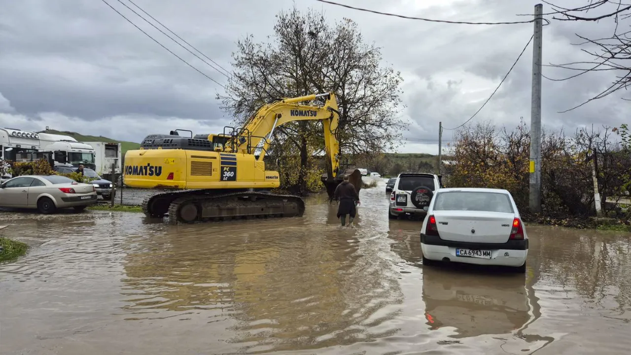 Обстановката в Сандански и региона остава усложнена
