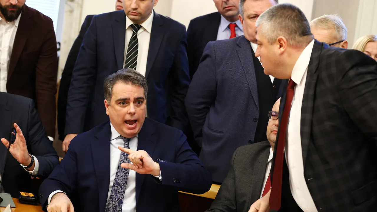 Асен Василев: Трябва нова макрорамка за Бюджета