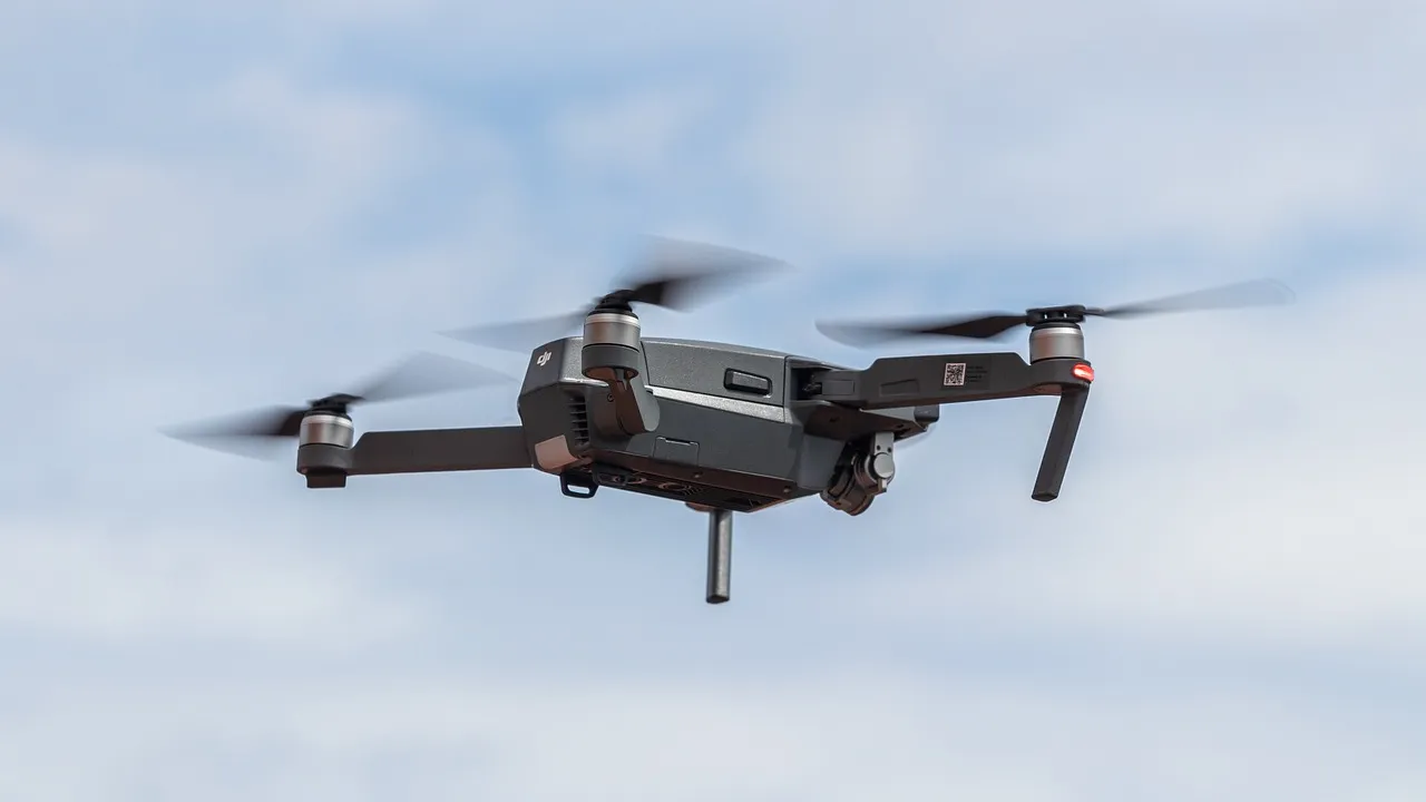 Рекорден брой дронове са кръжали над германски бази през октомври