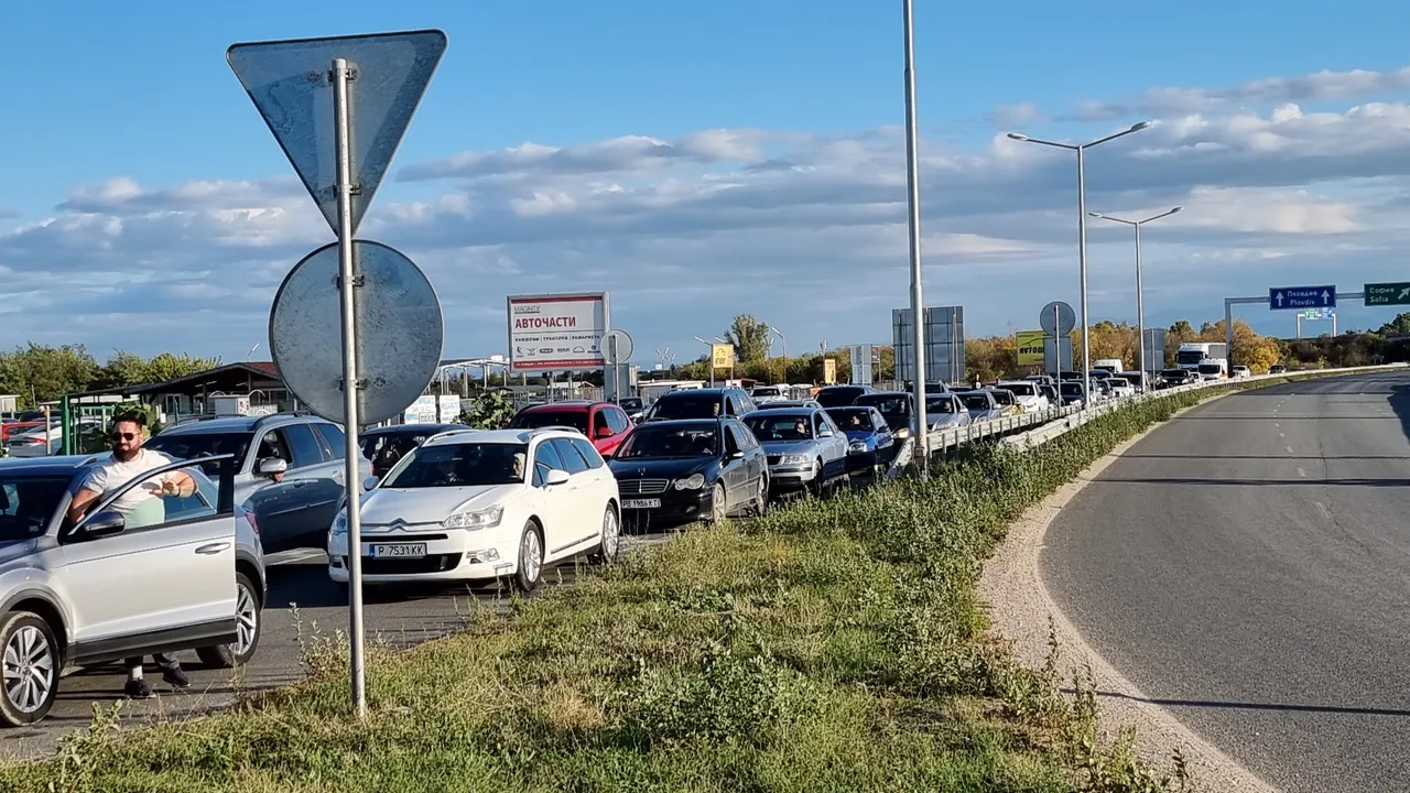 Детето от катастрофата в Пловдив се събуди и пита за родителите си. Кой ще отговори, пита бащата на Сияна