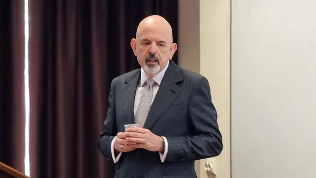 Лингорски (БНБ) : България е готова за еврото, паника не трябва да има