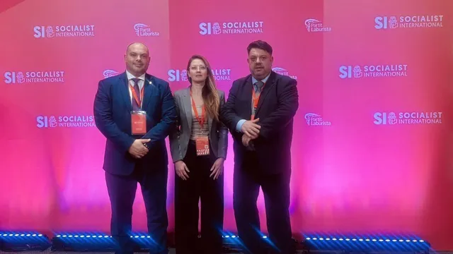 Атанас Зафиров и делегация на БСП са на срещата на световната левица в Малта