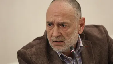 Дилов: Ако се забавим още, минаваме на удължен бюджет