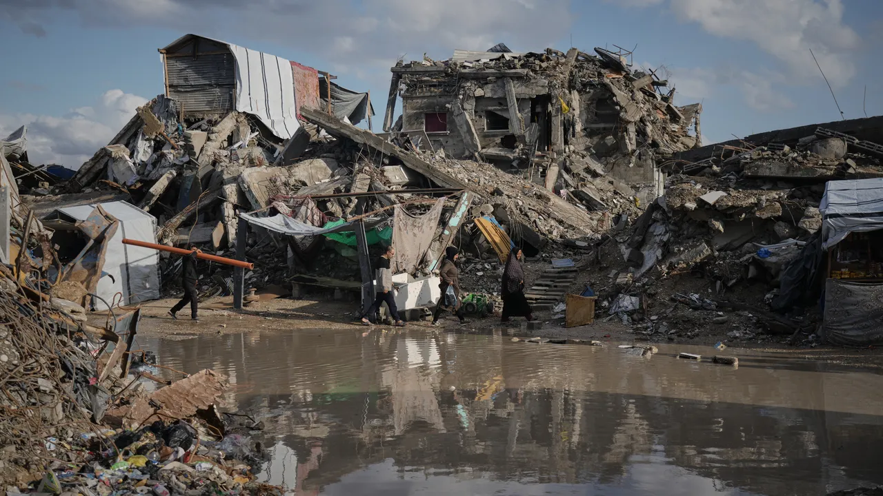 Израелски сили убиха четирима край тунел в Газа