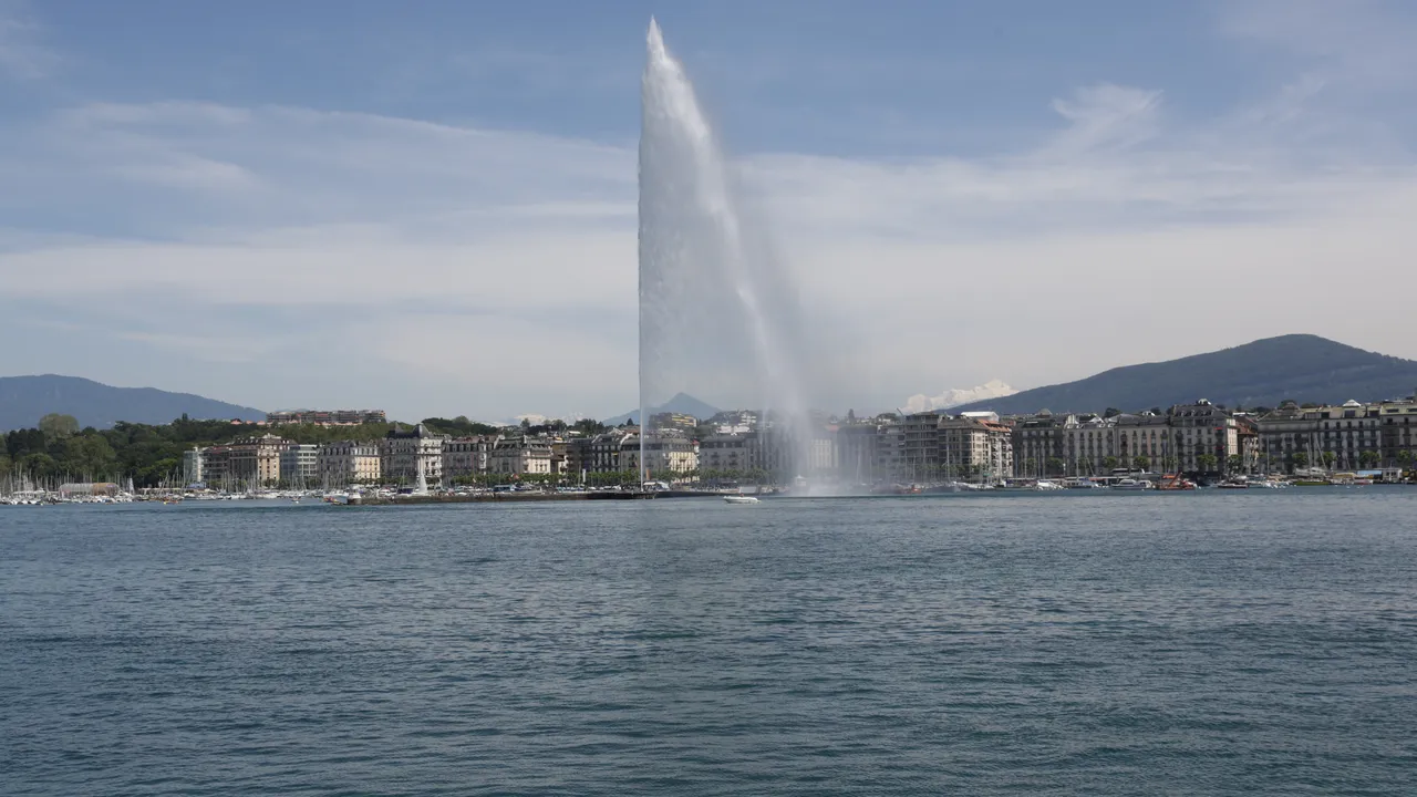 Швейцарците масово отхвърлиха въвеждането на данък за свръхбогатите, сочат първите резултати