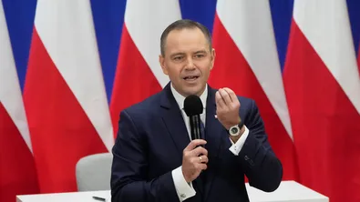 Полският президент отмени двустранната си среща с Орбан преди визитата за форума на Вишеградската четворка