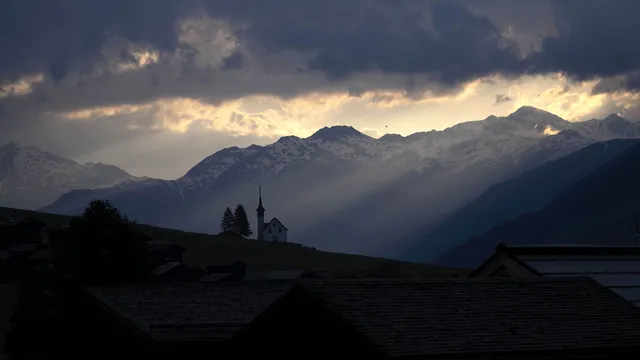 Швейцарците отхвърлиха на референдум предложението за въвеждане на военна служба за жени