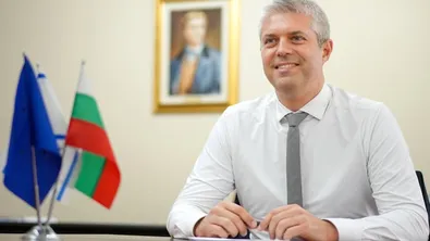 Коцев в първия си работен ден: Отваряме нова страница в управлението на общината