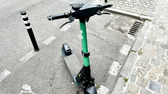 Брюксел затяга правилата за тротинетките: наем само със снимка и лична карта