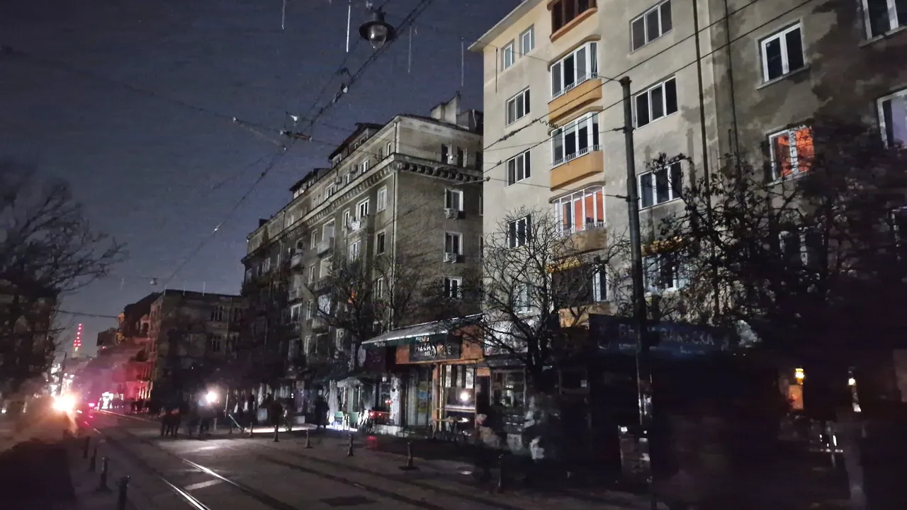 По време на протеста на ПП-ДБ центърът на София остана без ток (ВИДЕО)