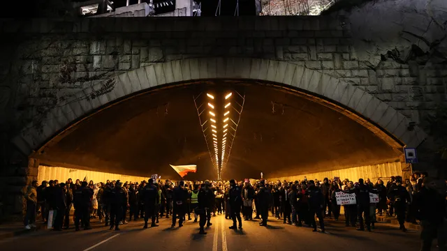 Протестиращи блокираха ключови булеварди в Пловдив