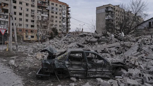 Русия твърди, че е завзела Покровск и Вовчанск