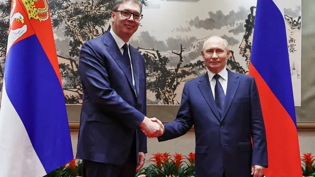 Американски анализатор: Вучич трудно би отказал покана за членство на Сърбия в НАТО