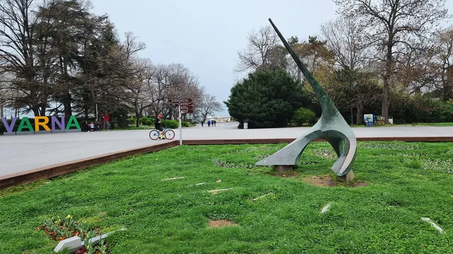 Варненският съд даде ход на дело за строеж на Алея Първа