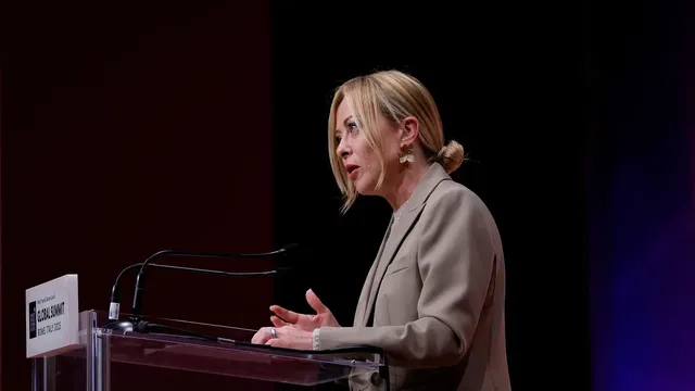 Раздор в италианския кабинет спъва декрет, позволяващ военна помощ за Украйна