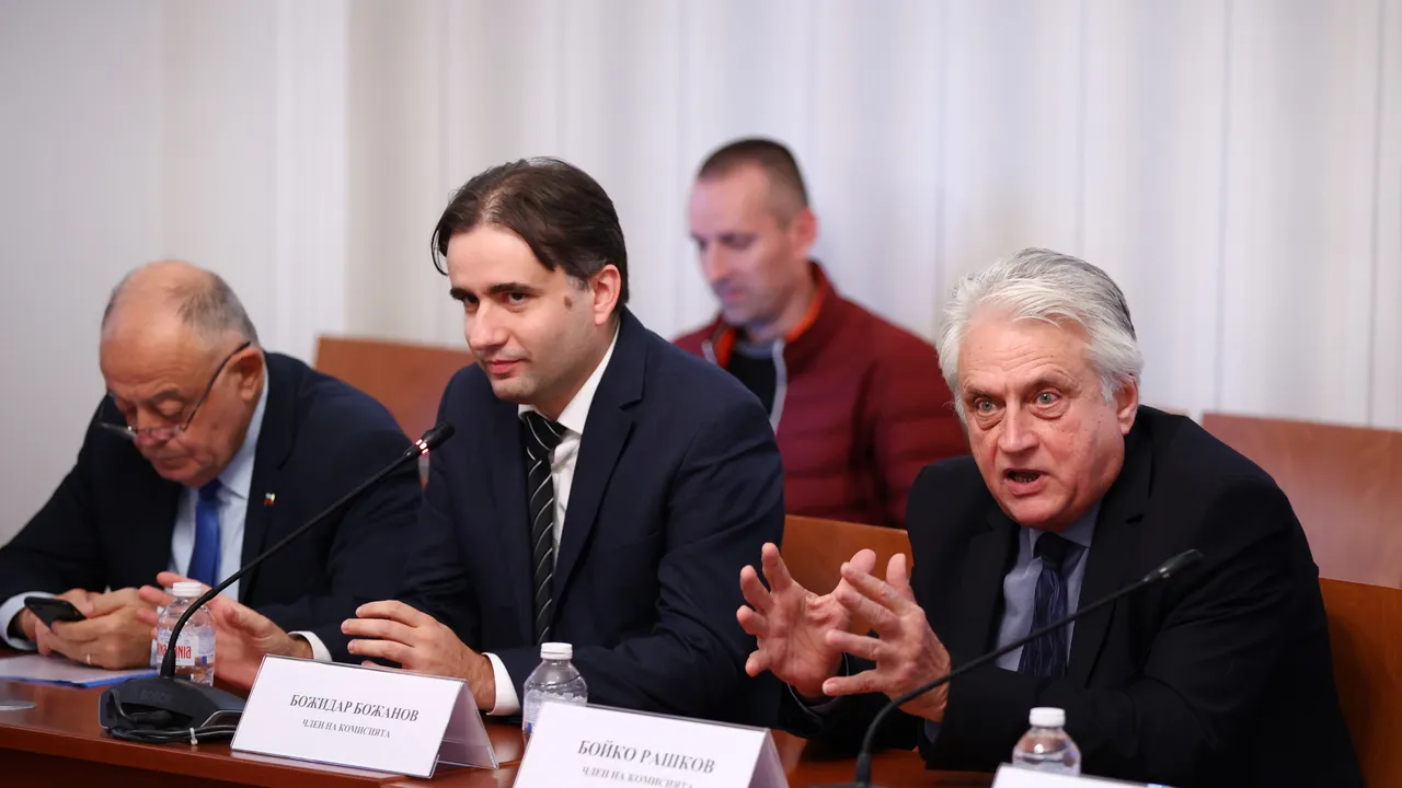Бойко Рашков: Управляващите не са оттеглили бюджета, следва вот на недоверие