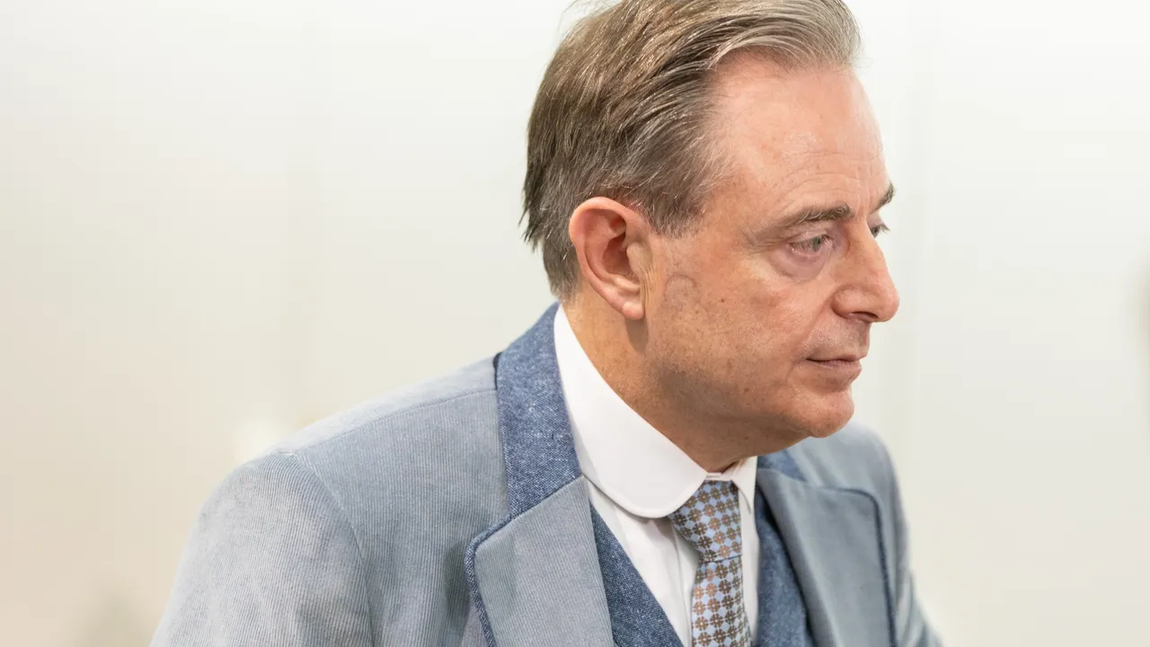 Белгийският премиер: Не вярвам ЕК да действа срещу волята на държава от ЕС за финансирането на Украйна