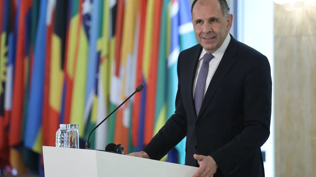 Гръцкият външен министър: Агресията и ревизионизмът нямат място в съвременния свят