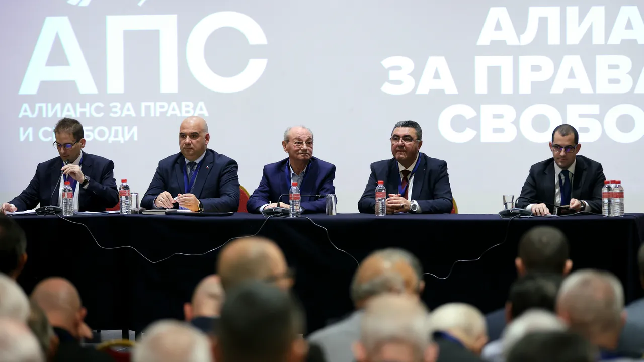 АПС подкрепят протестите за оставка на кабинета