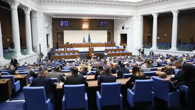 Манол Пейков зове за благоприличие в парламента