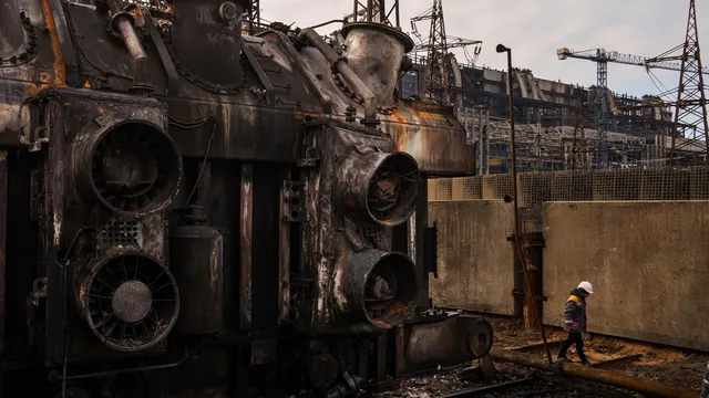 Над 40 000 души в Херсон са без отопление след руски удари