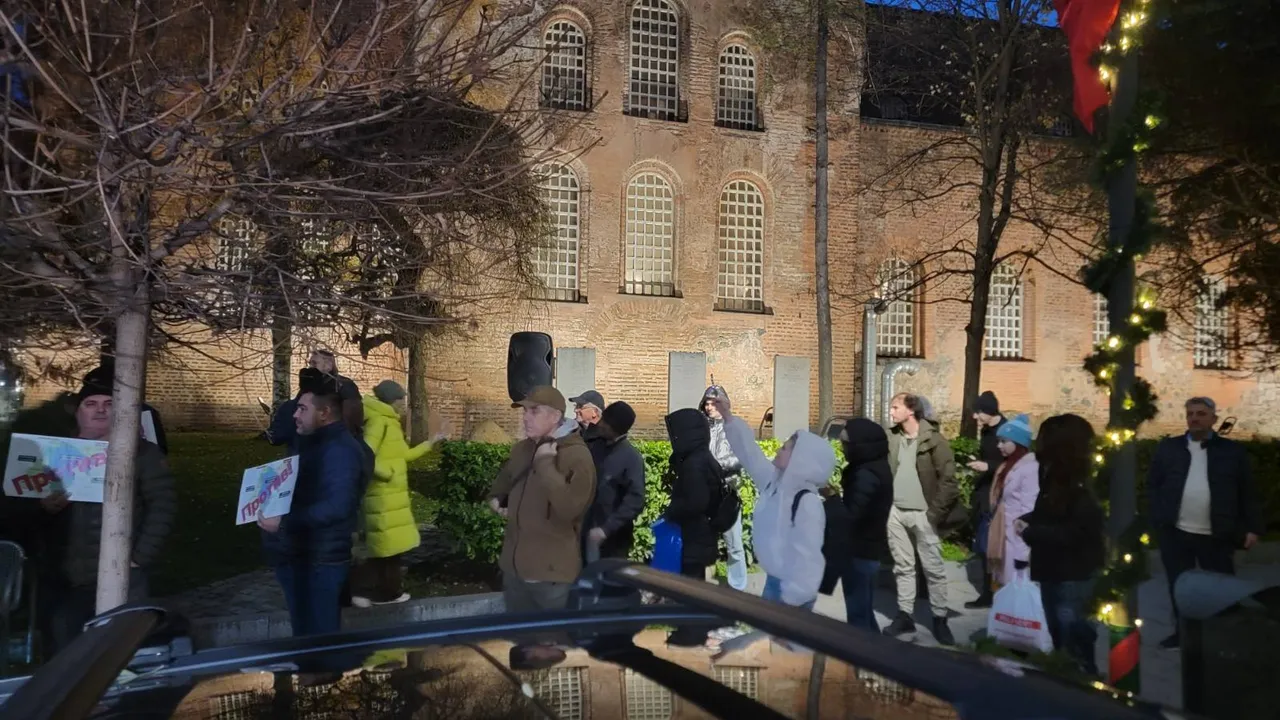 Нов протест в София срещу по-скъпото паркиране (ВИДЕО)