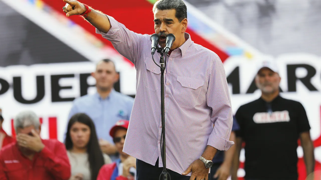 Мадуро потвърди за „сърдечен“ телефонен разговор с Тръмп