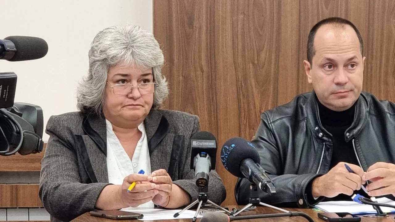 Кметът на Враца ще съди протестиращи за тормоз над семейството му