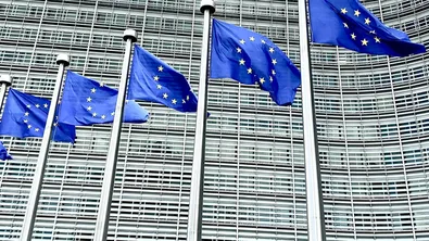 Европейската комисия глоби "X" със 120 милиона евро