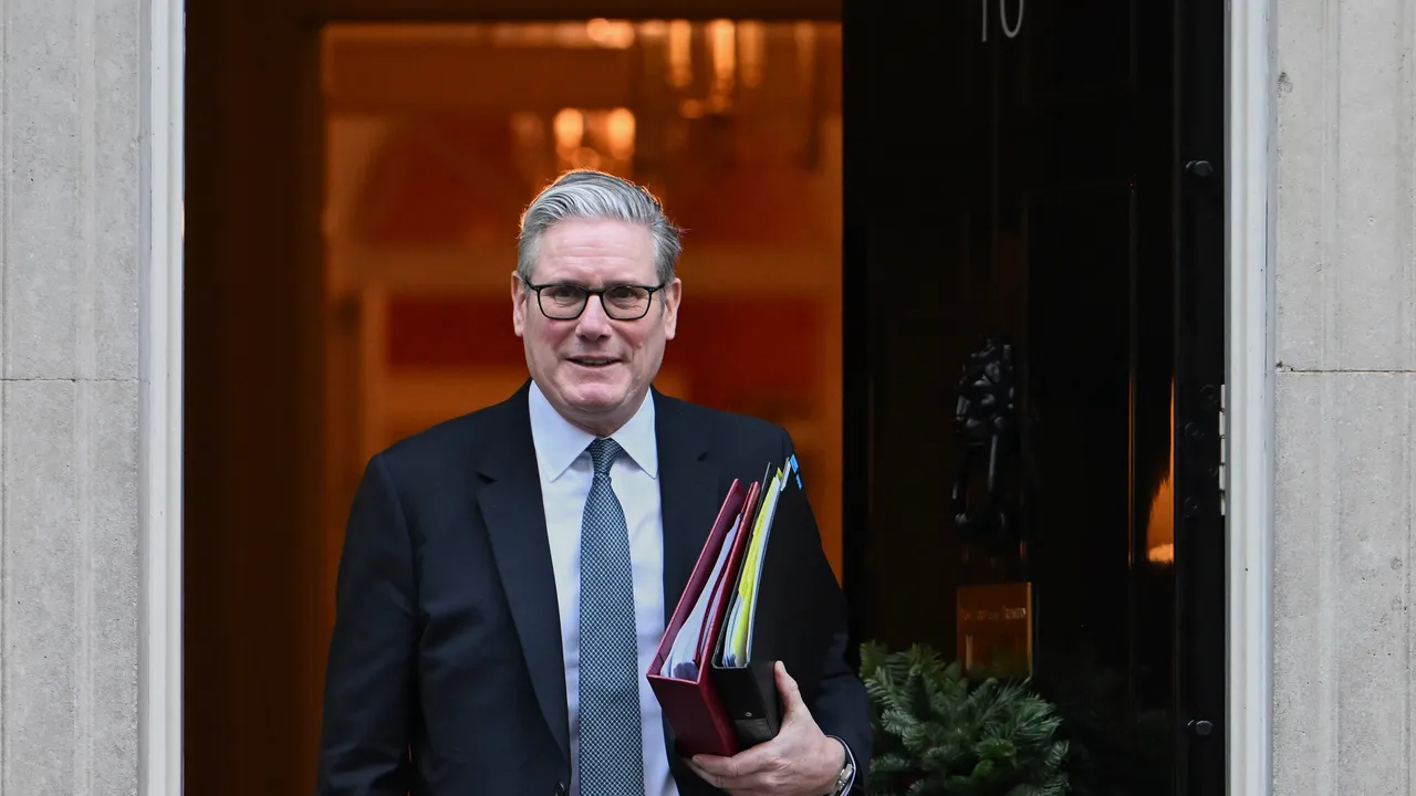 Великобритания представи мащабна стратегия срещу детската бедност