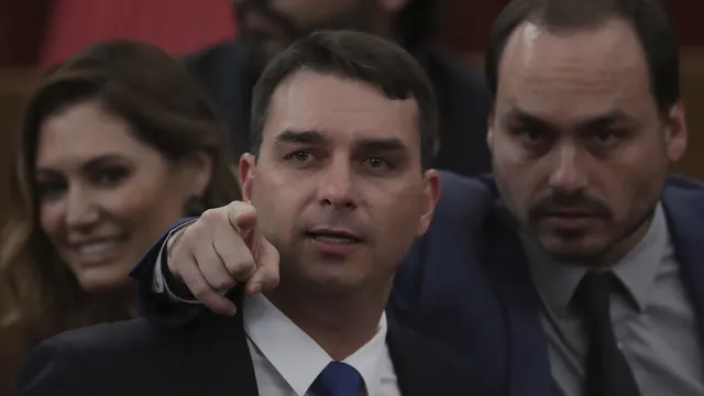 Флавио Болсонаро обяви кандидатура за президент на Бразилия