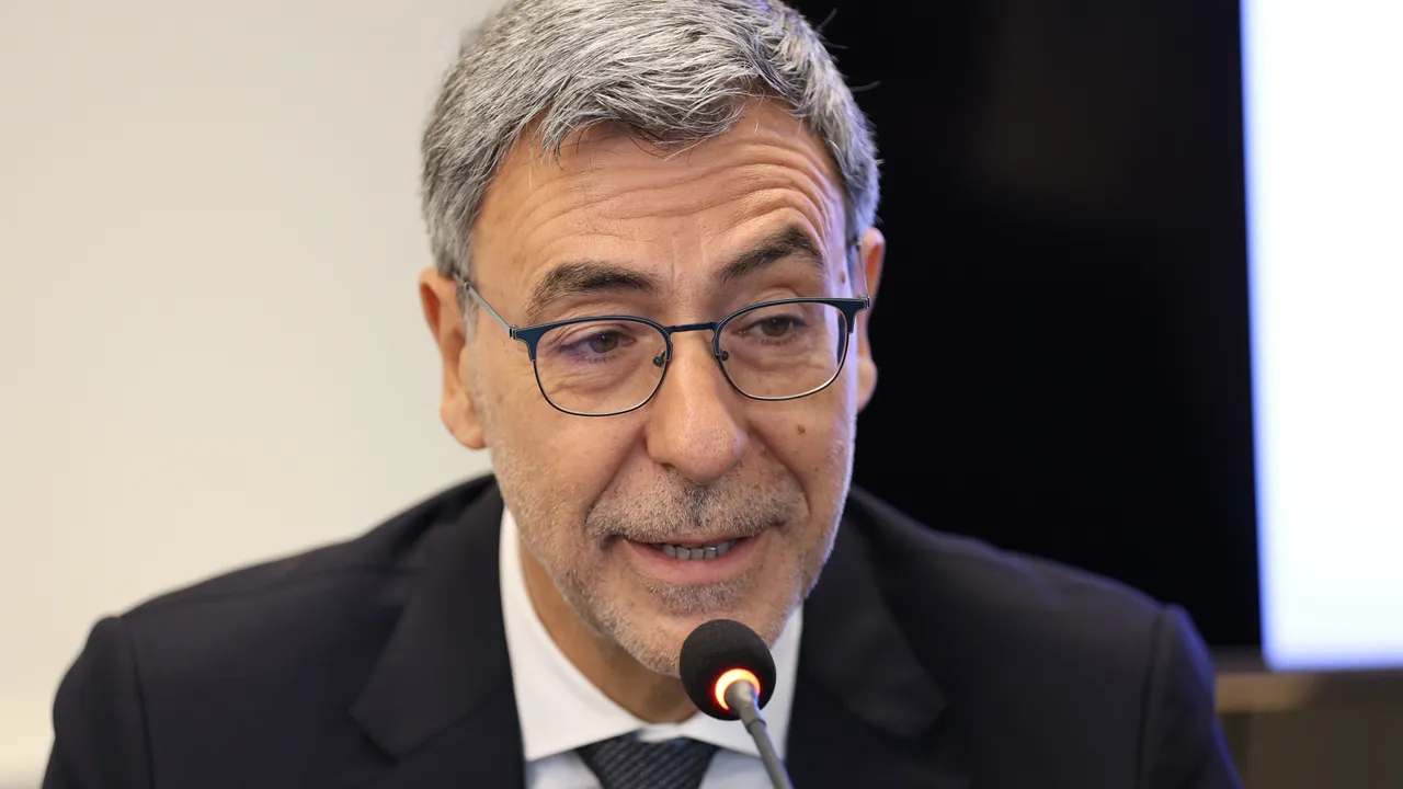 проф. Даниел Вълчев: Правителството го чакат лоши дни