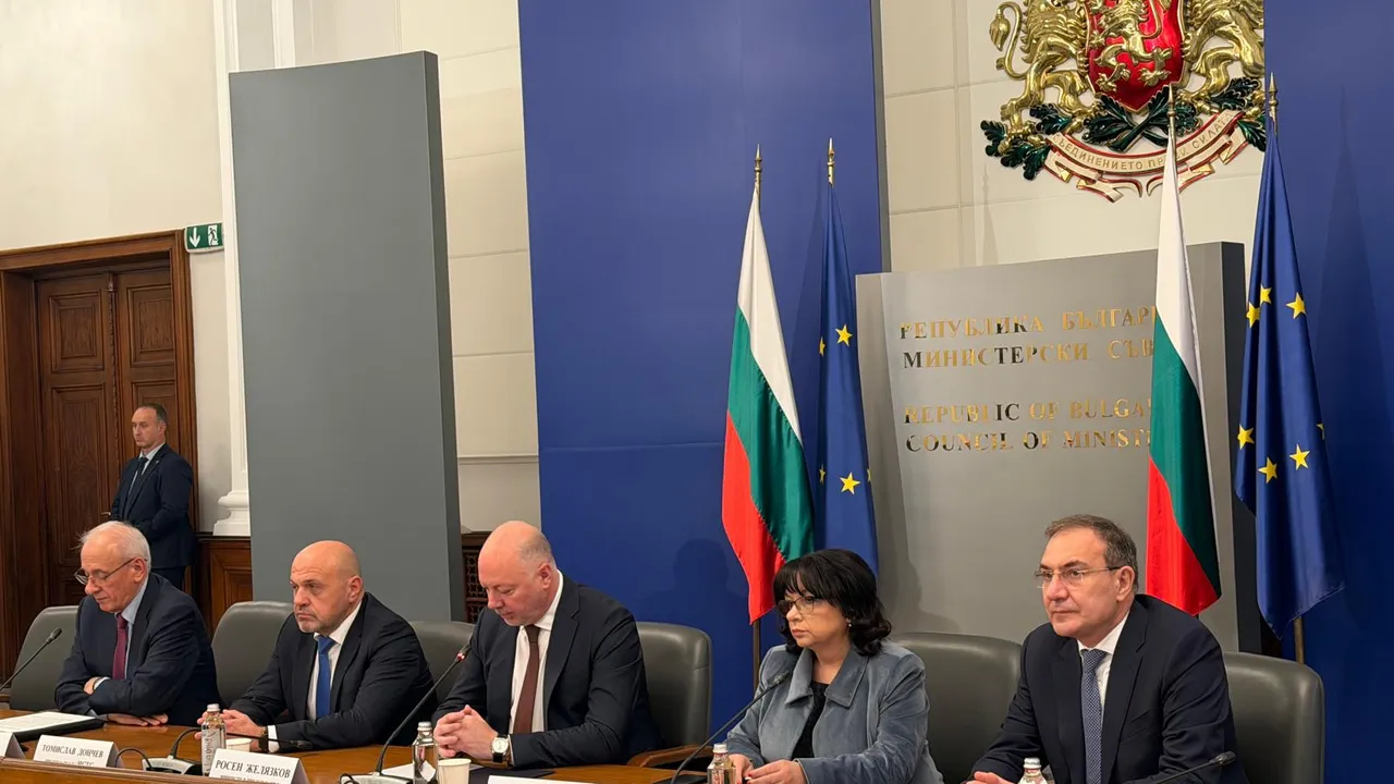 Гуцанов за бюджета на ДОО: Уязвимите групи са защитени