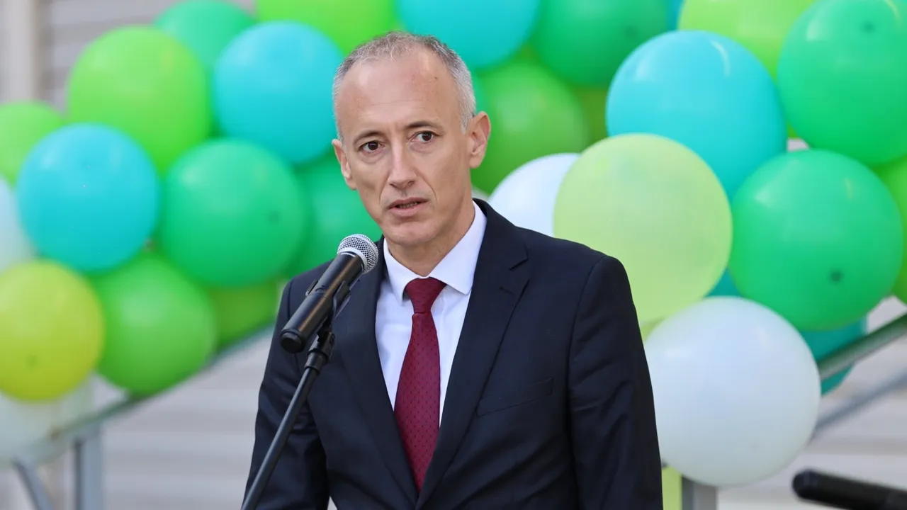 Министър Вълчев: Липсата на бюджет ще компрометира членството на страната ни в еврозоната