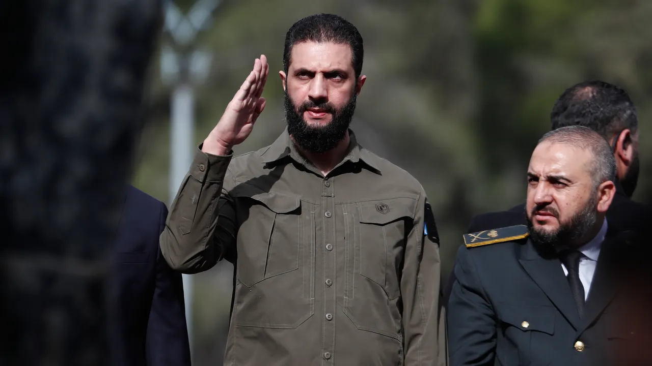 С реч за "силна Сирия", Ахмед ал-Шараа чества година от идването му на власт