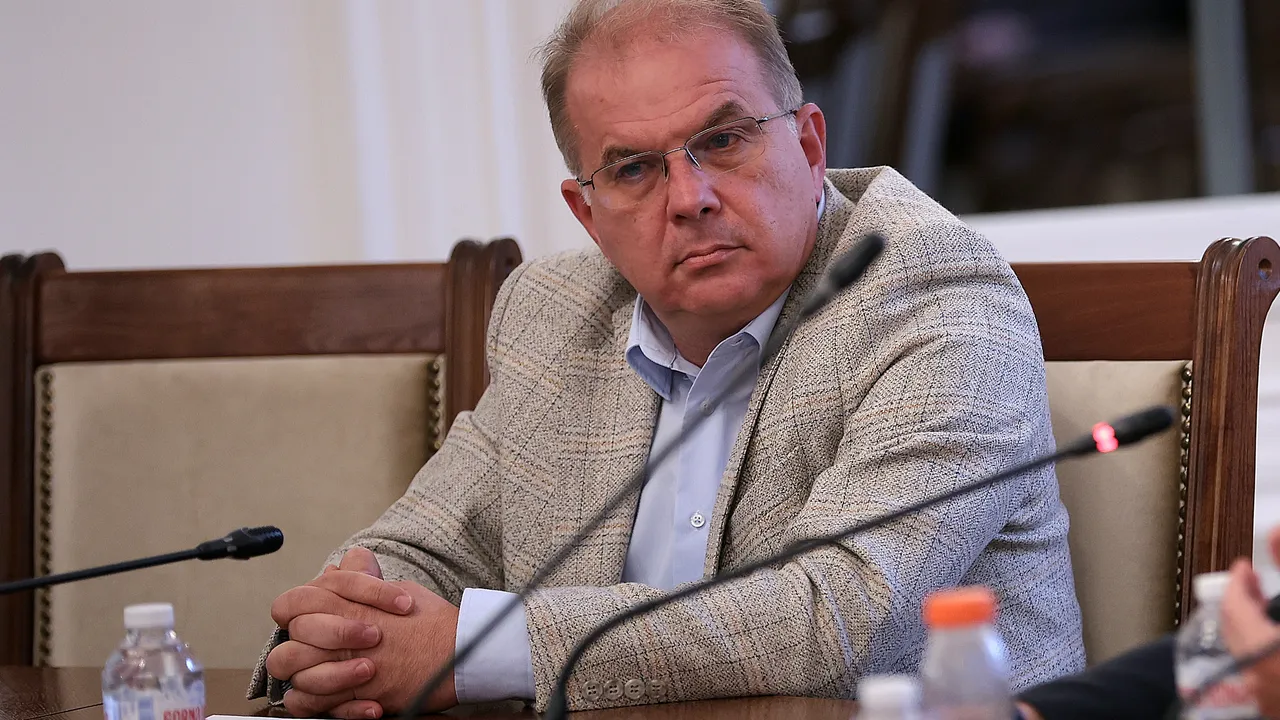 За Радомир Чолаков няма сериозно поскъпване на храните