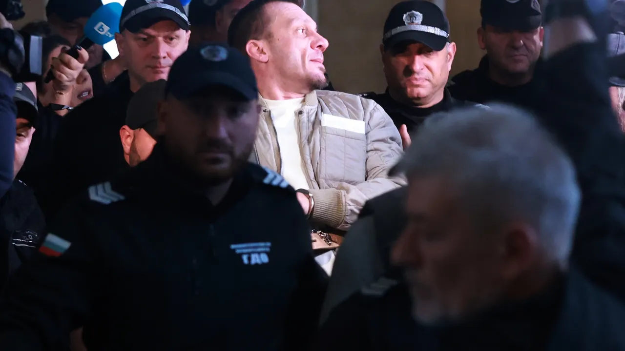 Тримата от делото „Хасърджиев“ остават зад решетките