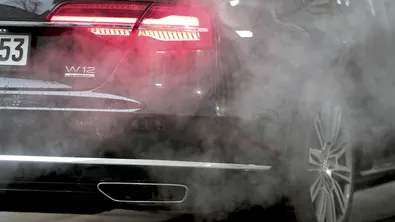 ЕС се договори за 90% намаление на емисиите до 2040 г. с опция за въглеродни кредити