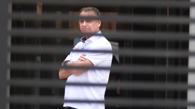 Долната камара на Бразилия дава път за ранно излизане от затвора на Болсонаро