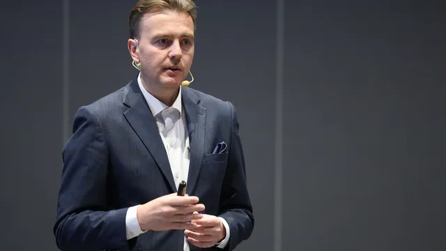 Ганев: Новият бюджет е по-реалистичен, но крие риск от свръхдефицит