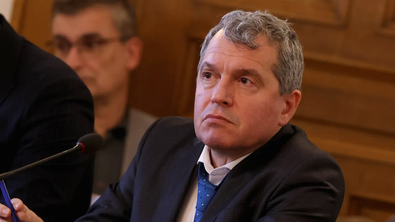 Тошко Йорданов след оставката на правителството: Когато има толкова масови искания те се чуват