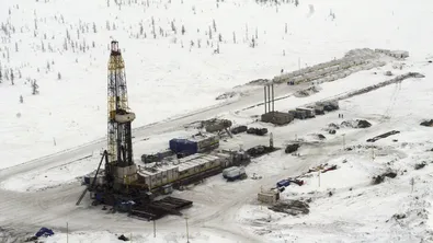 Украйна нанася първи удар по руска нефтена платформа в Каспийско море