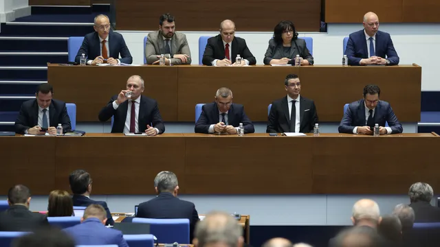 Стоил Моллов: Ходовете след оставката на кабинета