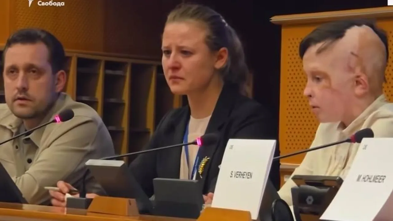Преводач в Европейския парламент се разплака след речта на оцеляло след ракетен удар дете в Украйна