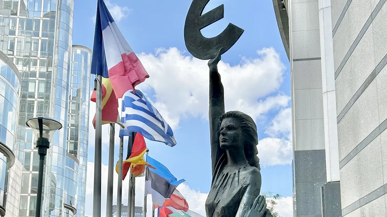 Одобриха присъединяването на България в ЕСМ - Европейския стабилизационен механизъм