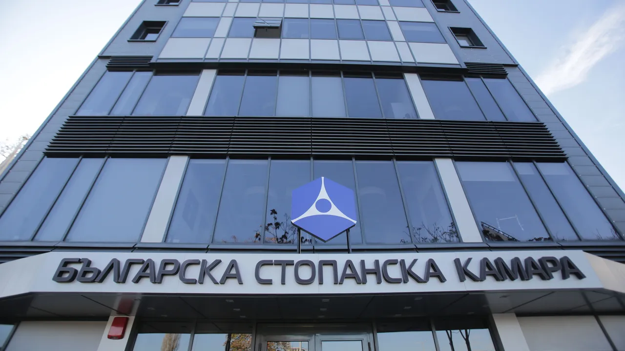 БСК: С 3,7% е намалял износът за януари-октомври 2025 на годишна база